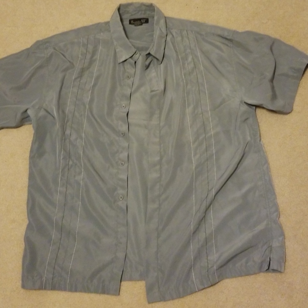 Big and tall button down short sleeve shirt